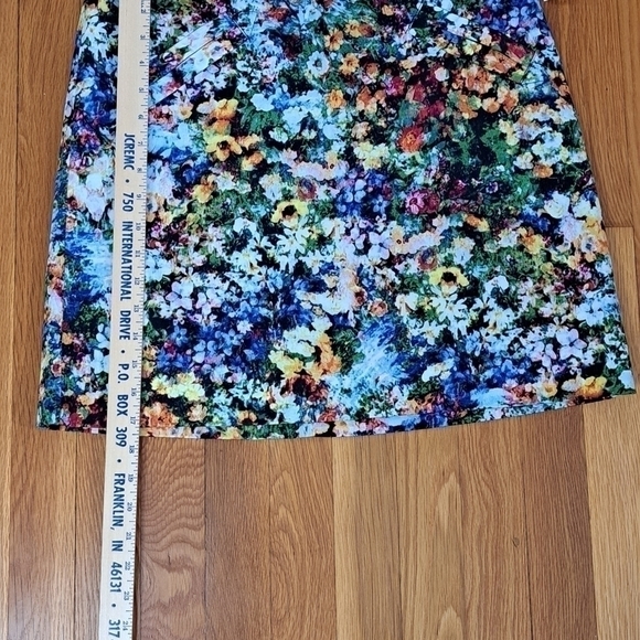Andrea Jovine Women's Size 8 A Line Floral Mini Skirt Lined Cotton Spandex NEW - Picture 8 of 8